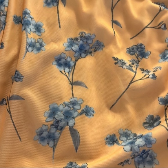 Pretty Little Things Yellow Ruched Mini Dress - Picture 4 of 5